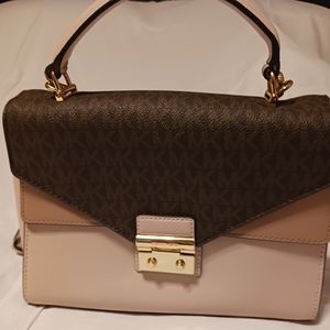 Micheal kors handbag